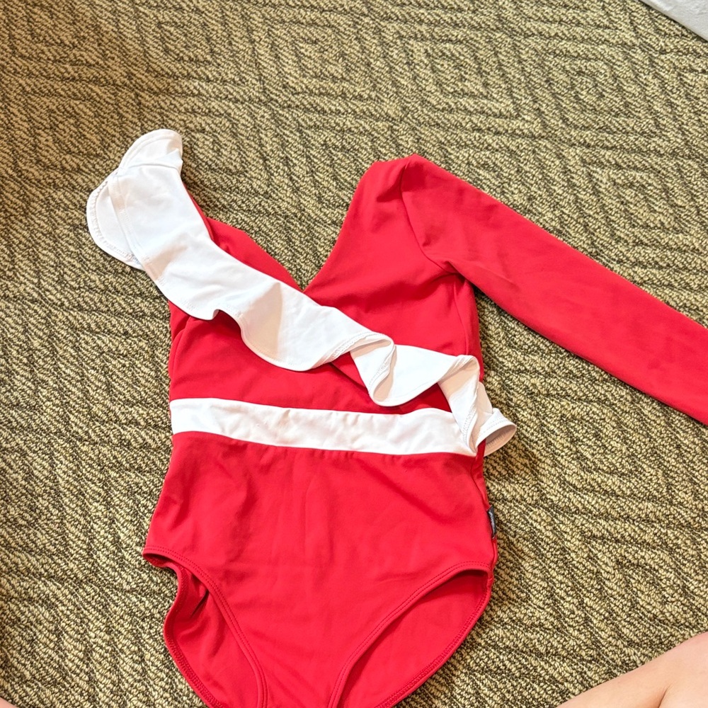 Tiger Friday limited edition Leo (fits like child’s xl)